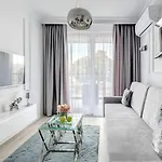 Navio Estate By Renters Apartment