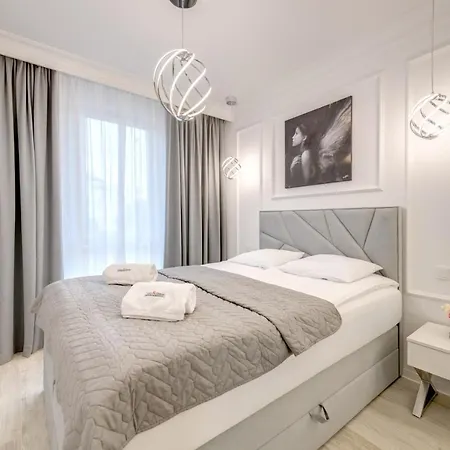 Apartment Dom & House - Navio Estate *