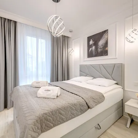 Navio Estate By Renters גדנסק